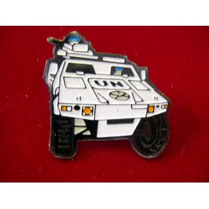 Pins militaire de collection  - Vehicule VAB UN