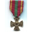 Croix - combattant volontaire - Medaille Ordonnance (larg ruban env 36mm)﻿